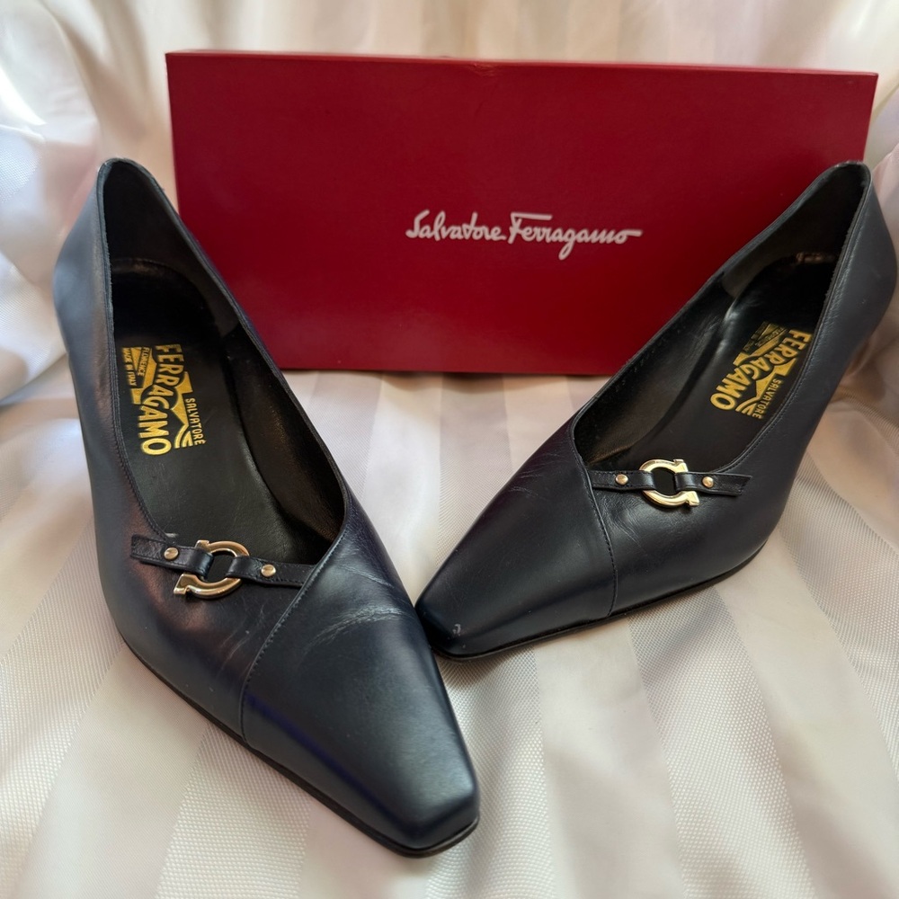 Salvatore Ferragamo Blue Leather Pumps - Size 8 1/2